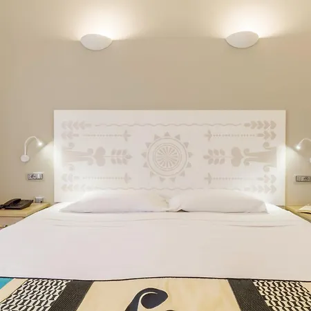Domomea Hotel 4*
