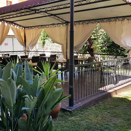 Hotel Domomea