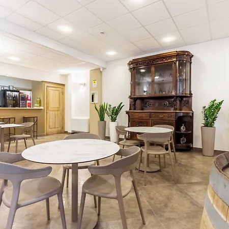 Domomea Hotel 4*