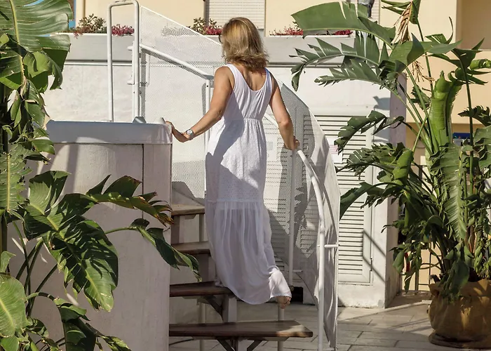 ホテル ドモメア 4*